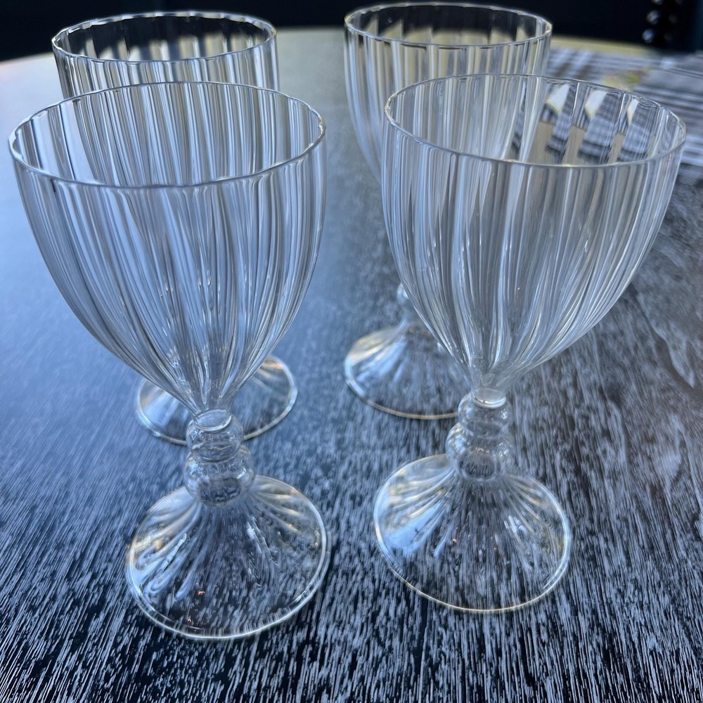 Set of 4 fluted ribbed wine glasses - Picture 2 of 6